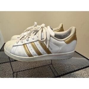 Adidas Superstar Sneakers Shoes - Women’s 7 Men’s 5.5 - White W/ Gold